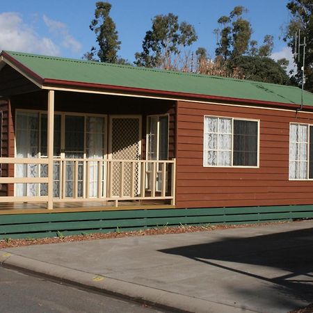 Lake Fyans Holiday Park Стая снимка