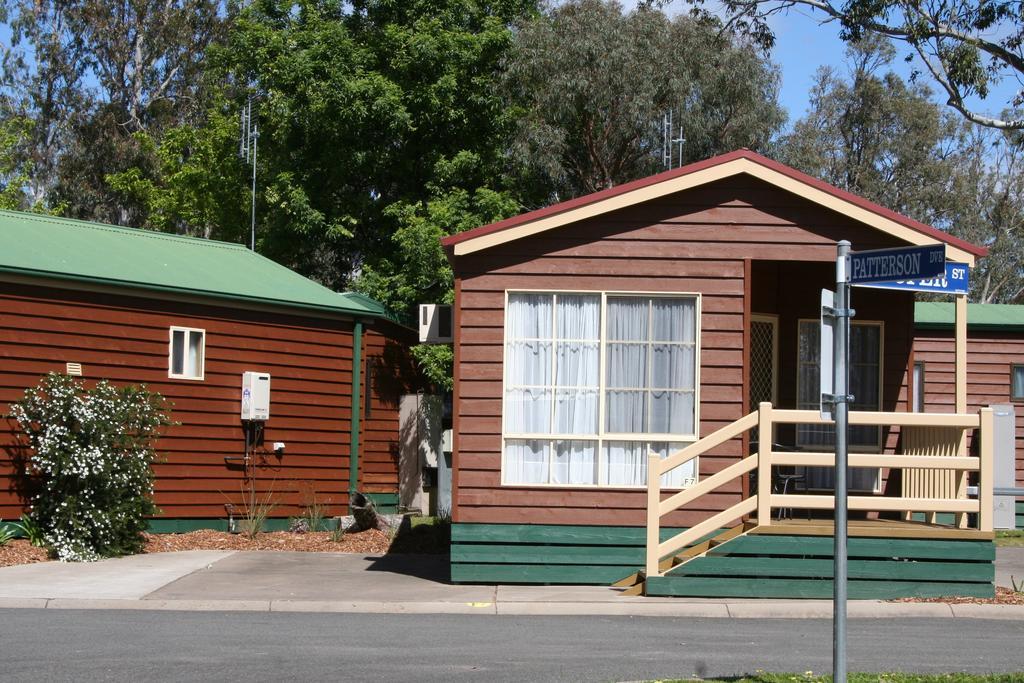 Lake Fyans Holiday Park Стая снимка