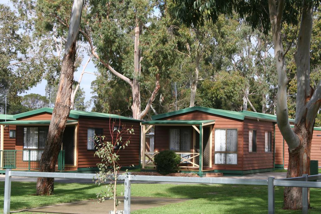 Lake Fyans Holiday Park Стая снимка