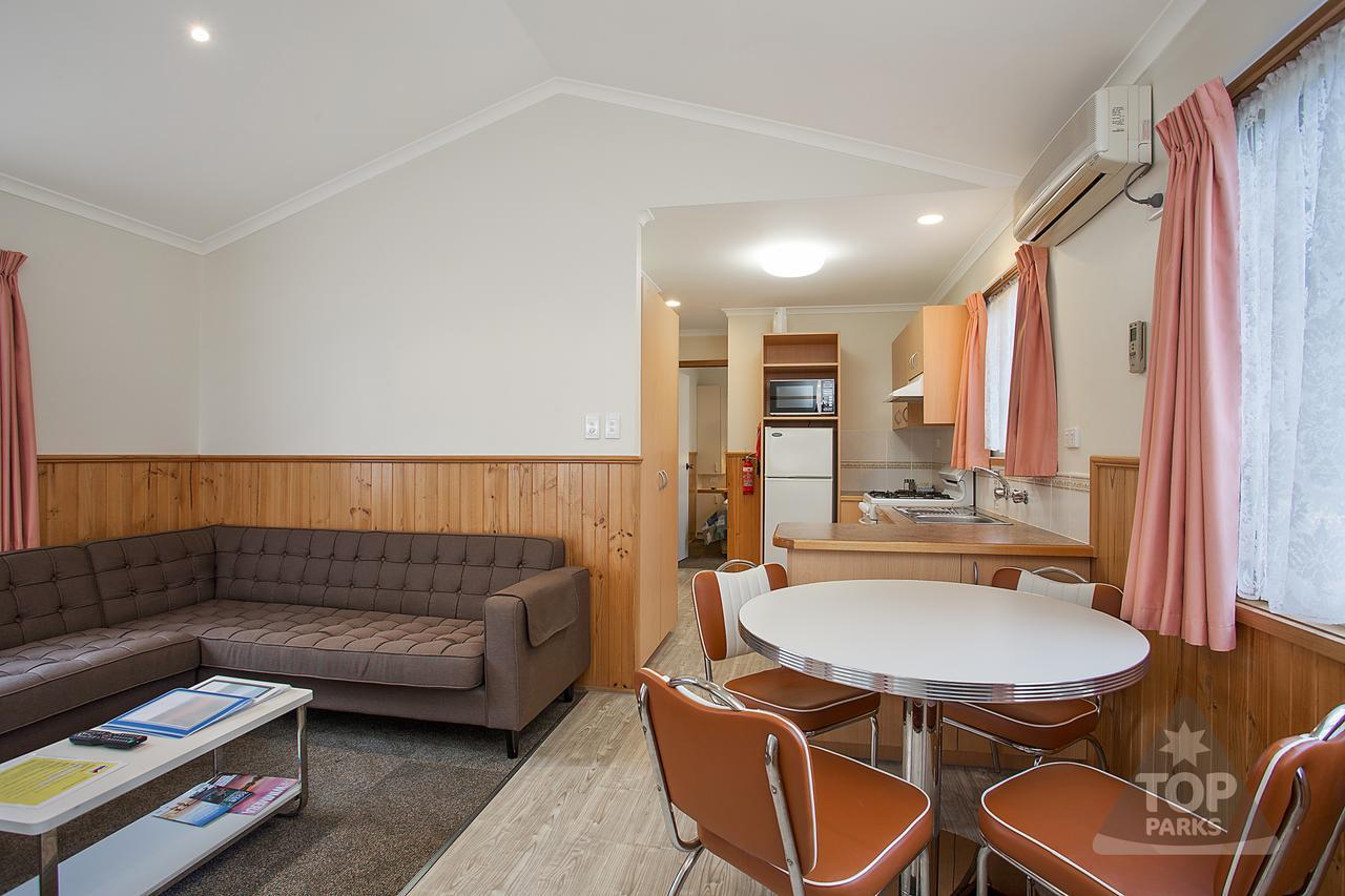 Lake Fyans Holiday Park Екстериор снимка